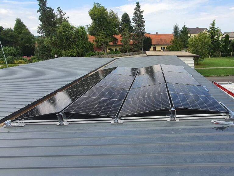 PV-Carport 5,4 kWp Ost-West in Wundschuh – Zach Solutions